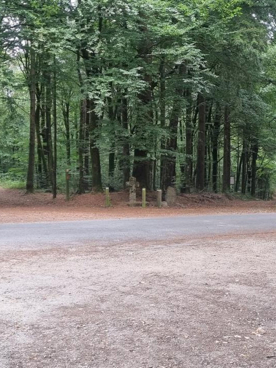 Photo cachette Pal Caillou Forêt de Loudéac Bretagne 1